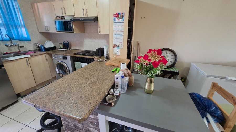 2 Bedroom Property for Sale in Heiderand Western Cape